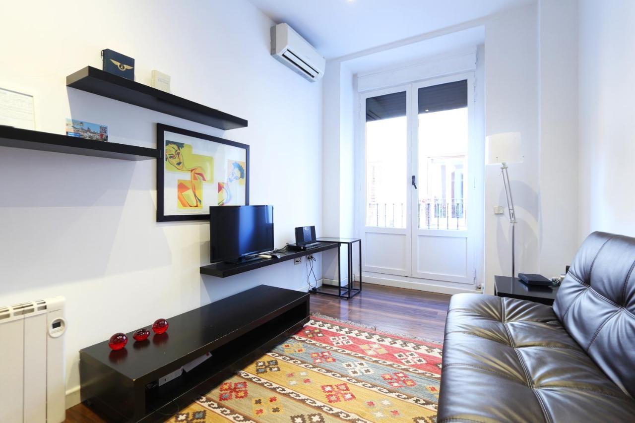 Paseo Del Prado Apartment By Allo Housing Madrid Eksteriør bilde