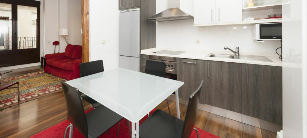 Paseo Del Prado Apartment By Allo Housing Madrid Eksteriør bilde