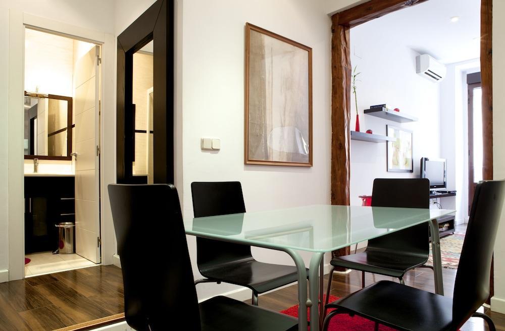 Paseo Del Prado Apartment By Allo Housing Madrid Eksteriør bilde